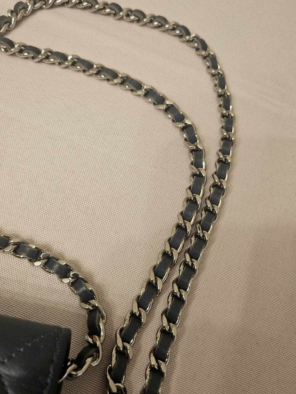 Chanel Cambon Ligne Wallet on Chain - Picture 4 of 12